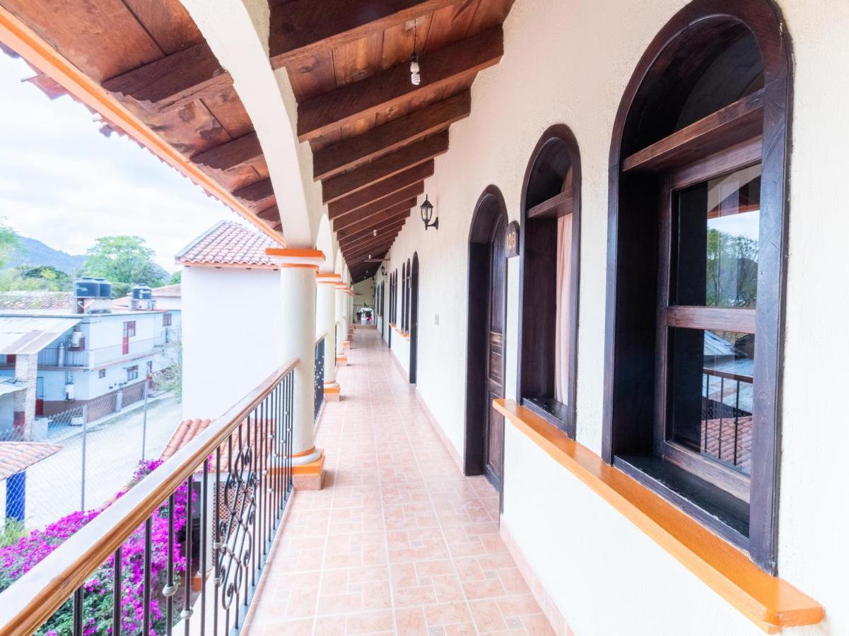 Hotel Villa Real II San Cristóbal de Las Casas Dış mekan fotoğraf